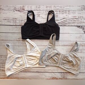 Bundle of 3 Fruit of the Loom Front Clasp No Underwire Bras